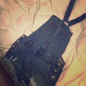 Overall shorts